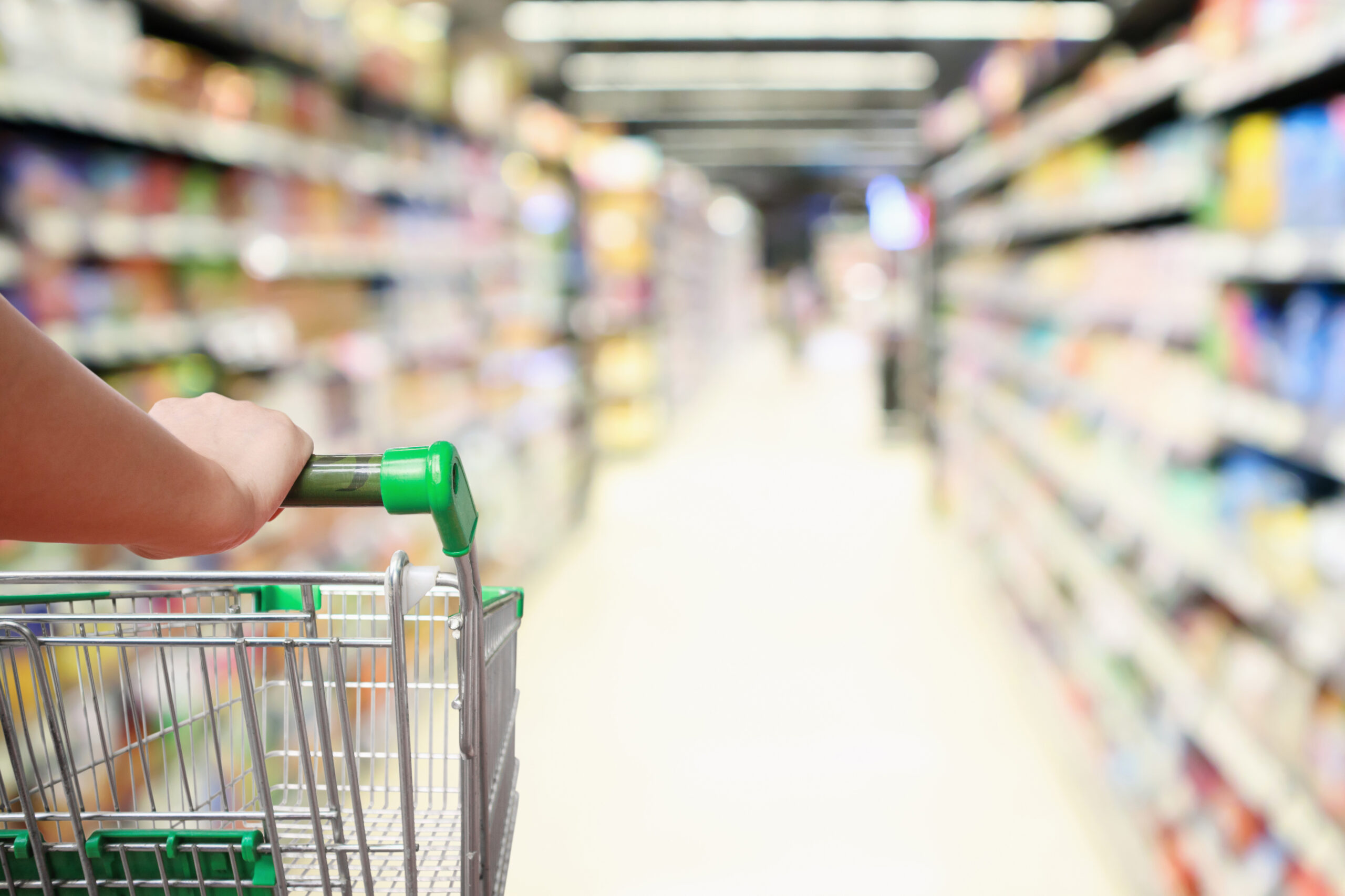 Компенсация за травму в супермаркете в Великобритании: когда безопасность подводит